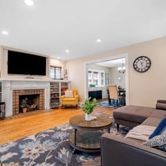 Spacious 3BR home near downtown Cleveland