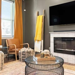 Spacious Home for 10 • Backyard • Sleeps Groups