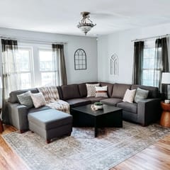 Large 4 BR -Close to Airport & IX Center -Sleeps10