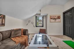 Near Tremont - 4BR - Sleeps 15 - Xbox - Image 4