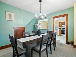 Historical District-Fully equipped-3 Bed-Sleeps 6 - Image 2