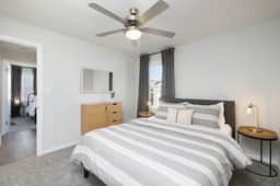 Game Room - King Bed - Sleeps 10 - Parma - Image 4