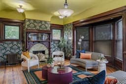 Akron's Werner House - Historic 4 Bedroom Luxury - Image 5