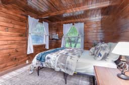 Little Redwood - Hocking Hills - Hot Tub - Games - Image 5