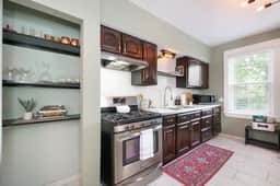 Historic Cleveland Home - Jacuzzi Tub and Fire Pit - Image 4