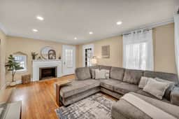 Classic Tudor Getaway |Fireplace|Parking|Workspace - Image 2
