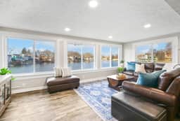 Lake Front - Kayaks - Huge Game Room - Sleeps 8 - Image 4
