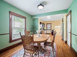 Entire Duplex - Historic District - Sleeps 12 - Image 2