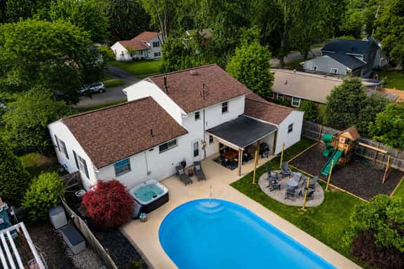 Pool-HotTub-GameRoom-FirePit-Gym-Sauna-Playground - Image 1