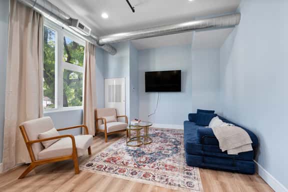 Near Chicago - Sleeps 10 - Westchester - Image 1