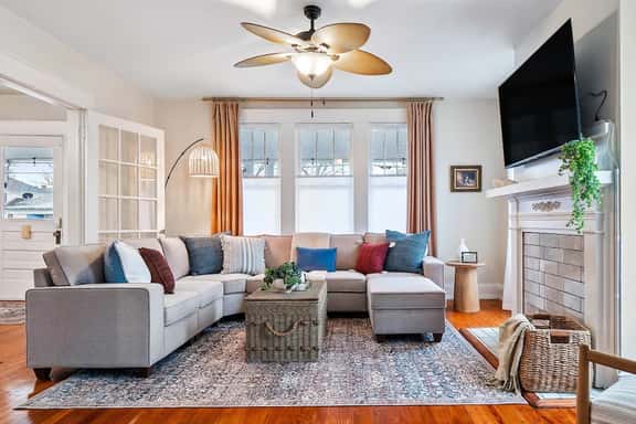 Roberson House -Private Pool -Walk to DT-Sleeps 12 - Image 1