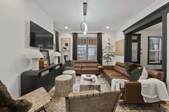 Sauna - Near Downtown Columbus -Arcade - Sleeps 10 - Image 1