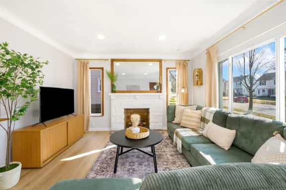 Game Room - Arcade - Sleeps 7 - Near Cleveland - Image 1
