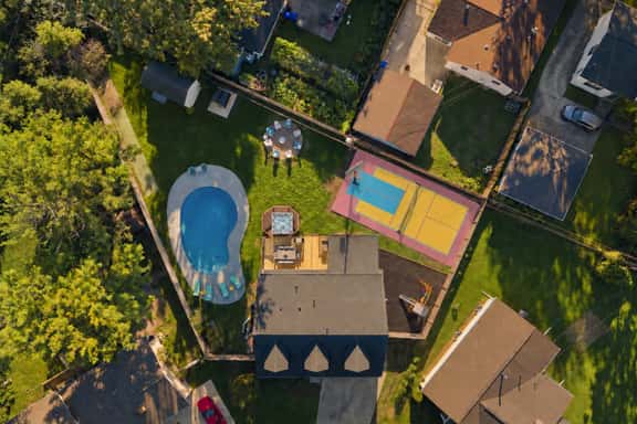 Pool-HotTub-Pickleball-Sauna-GameRm-Bball-FirePit - Image 1