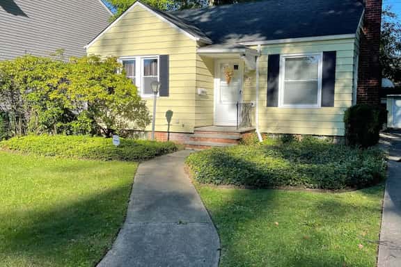 Home in Piermont Rd, South Euc - Image 1