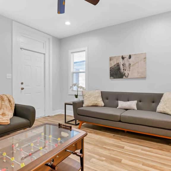 4BR Unit - Downtown Columbus - Image 1