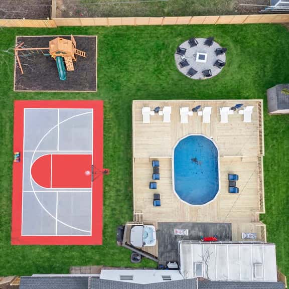 Pickleball-Basketball-Pool-HotTub-GameRoom-FirePit - Image 1
