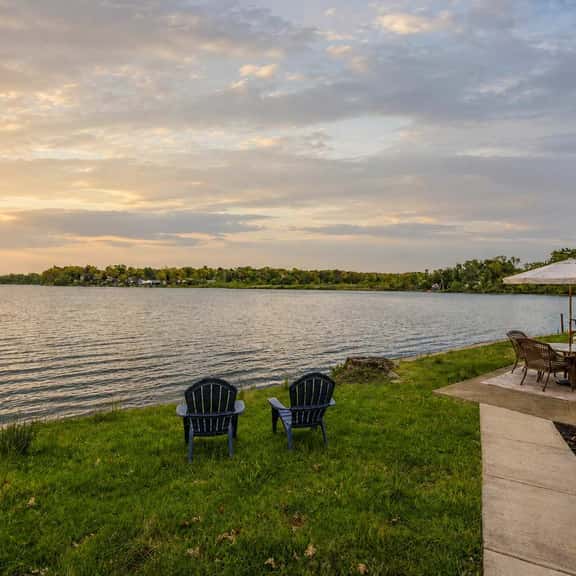 3BR | Lakefront | Grill | Low Barrier | Bunk Beds - Image 1