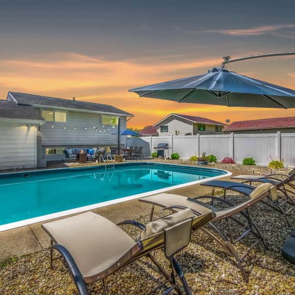 Modern 3BR w/ Pool, Hot Tub & Fenced Yard - Image 1
