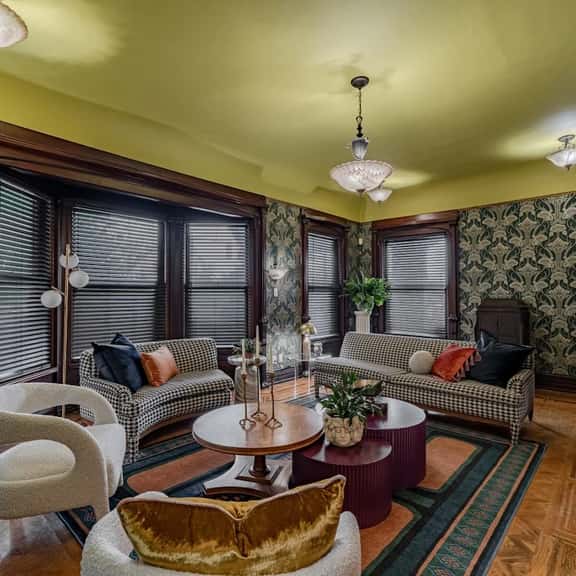 Akron's Werner House - Historic 4 Bedroom Luxury - Image 1