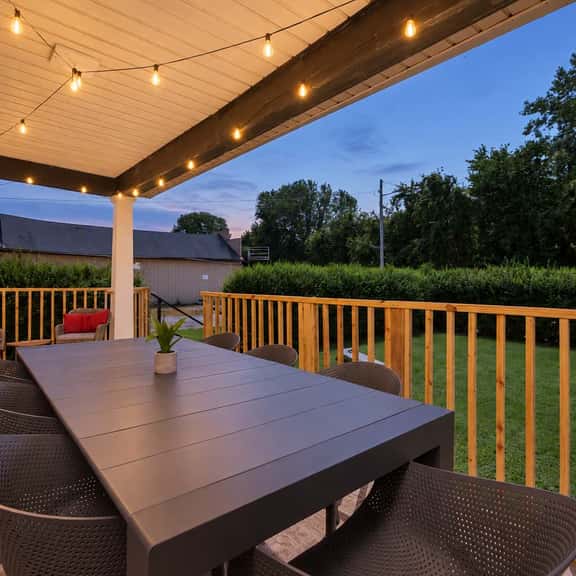 Spacious 5BR Near Lake Erie & Put-in-Bay Ferry - Image 1