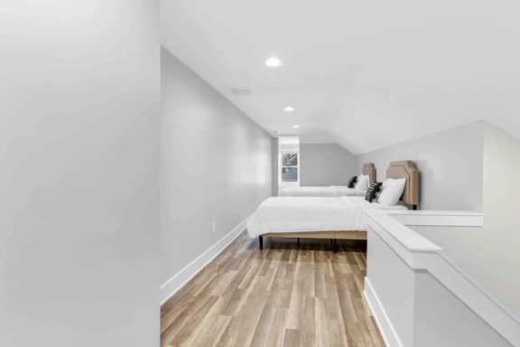 4BR Unit - Downtown Columbus - Image 5