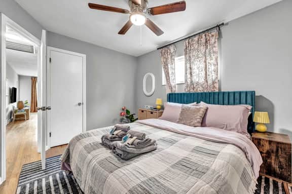 4BR - Lakewood Duplex - Near Cleveland + Lake Erie - Image 5