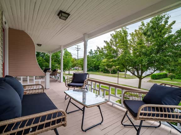 Historic District - Fully Stocked Kitchen-Sleeps 6 - Image 5