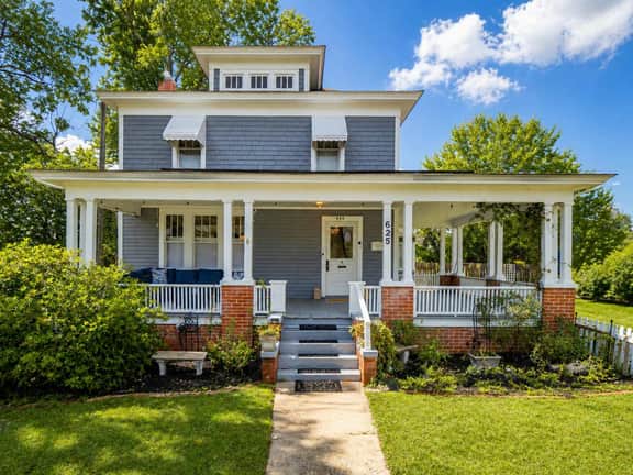 Roberson House -Private Pool -Walk to DT-Sleeps 12 - Image 4