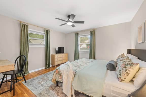 Hot Tub - Shuffleboard - Sleeps 8 - Near Cleveland - Image 4