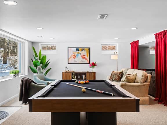 Luxury|Pool Table|Movie Room|Poker|Nature Oasis - Image 3
