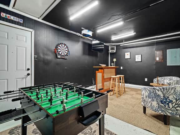 Pool - Hot Tub - Sleeps 10 - Vermilion - Image 5