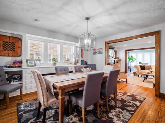 Charming Cleveland Home - Image 2