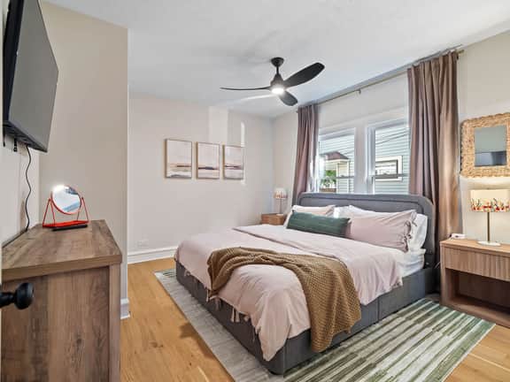 4BR in Kamms Corner - Walk to Restaurants - Image 4